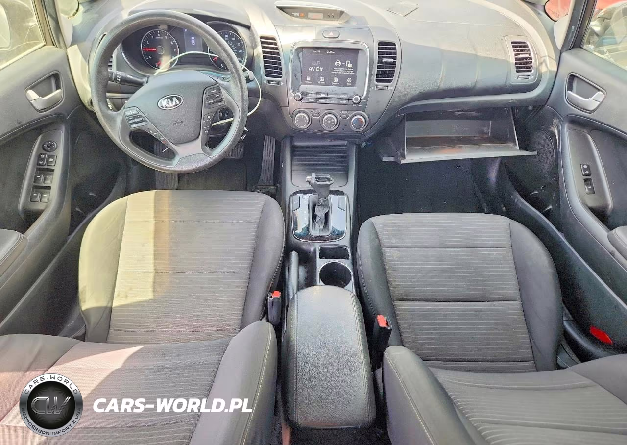 2018 Kia Forte Lx VIN:3KPFL4A73JE220486 - 8