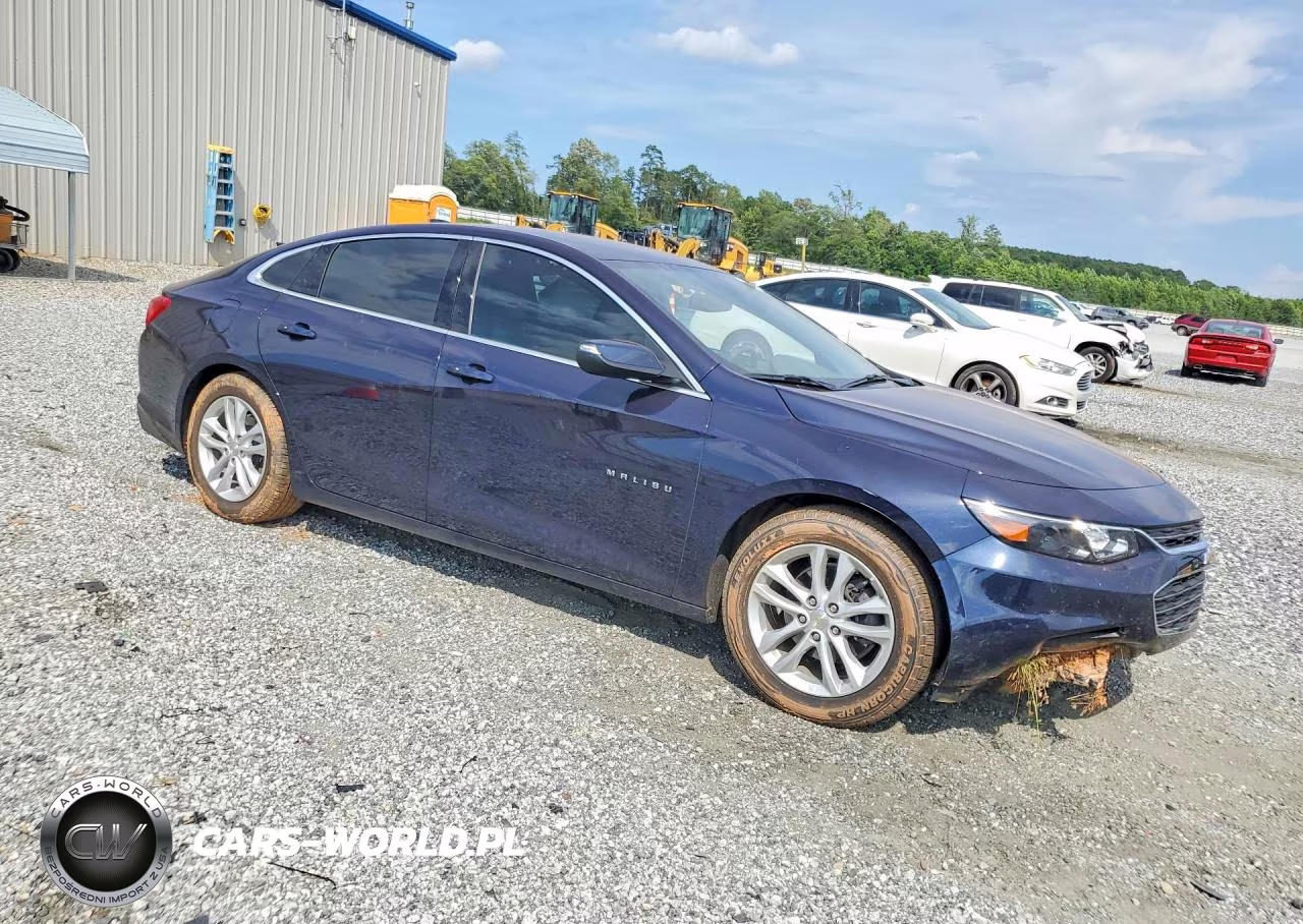 2017 Chevrolet Malibu Lt VIN:1G1ZE5ST3HF257958 - 4