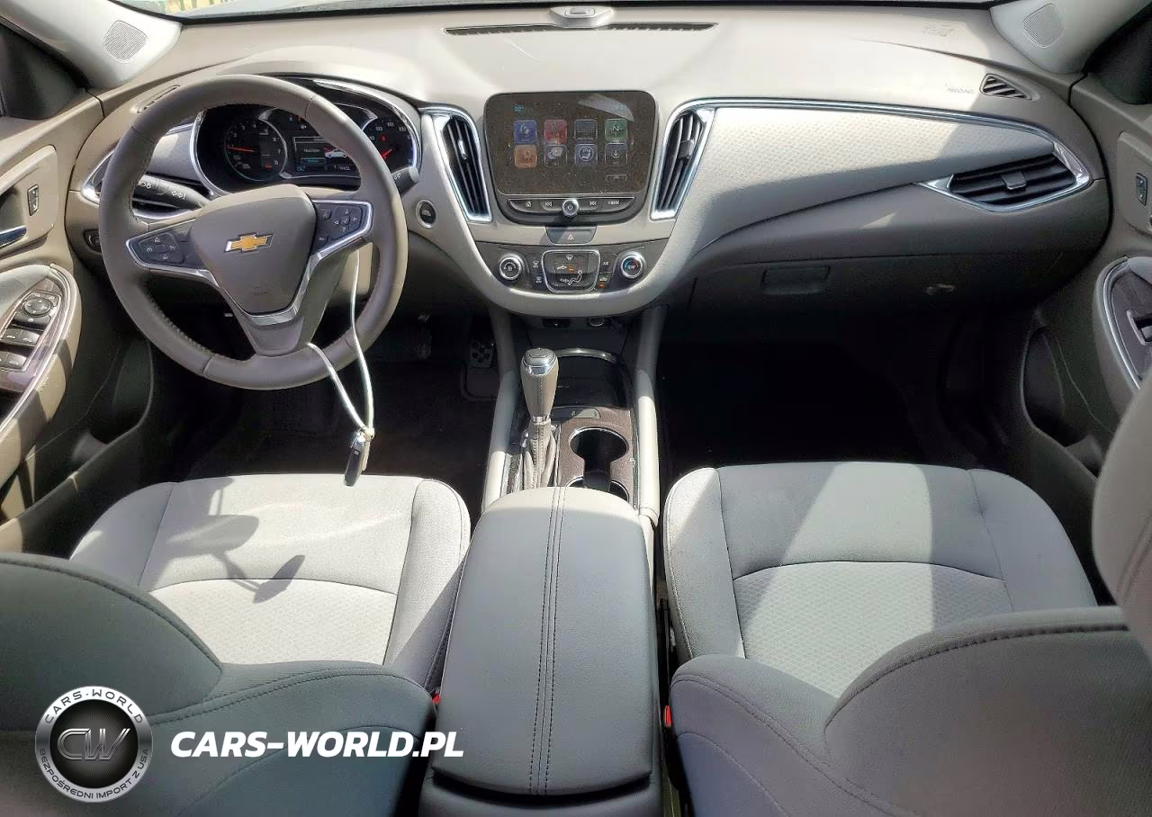2017 Chevrolet Malibu Lt VIN:1G1ZE5ST3HF257958 - 8