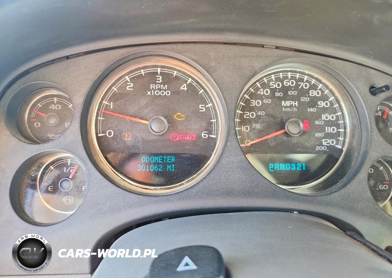2007 Chevrolet Tahoe K1500 VIN:1GNFK13047J317930 - 9