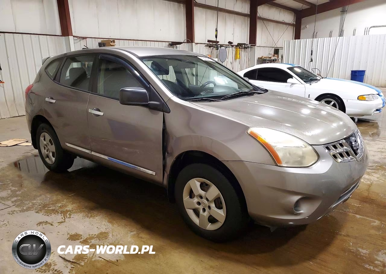 2011 Nissan Rogue S VIN:JN8AS5MV5BW680306 - 4