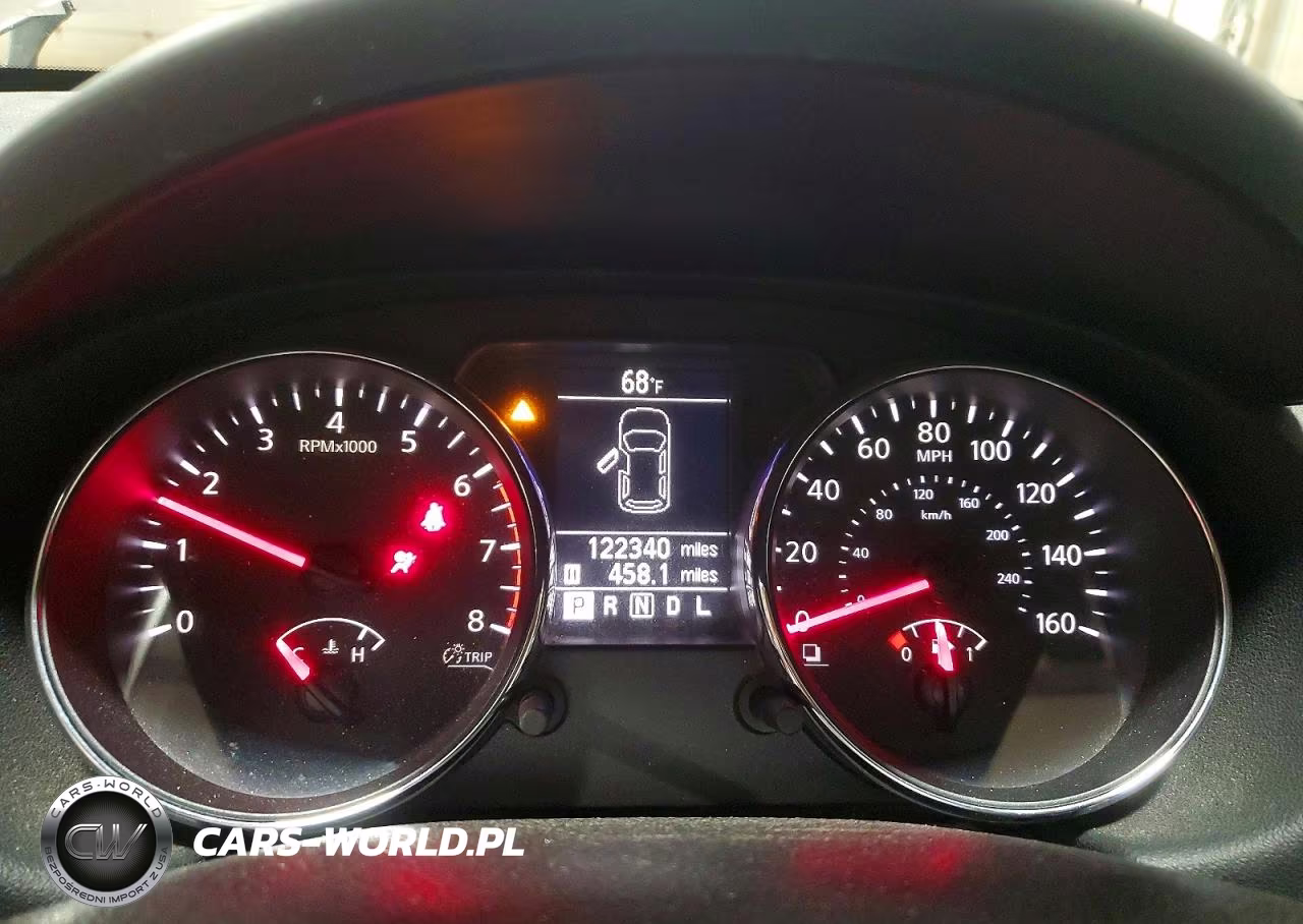2011 Nissan Rogue S VIN:JN8AS5MV5BW680306 - 9
