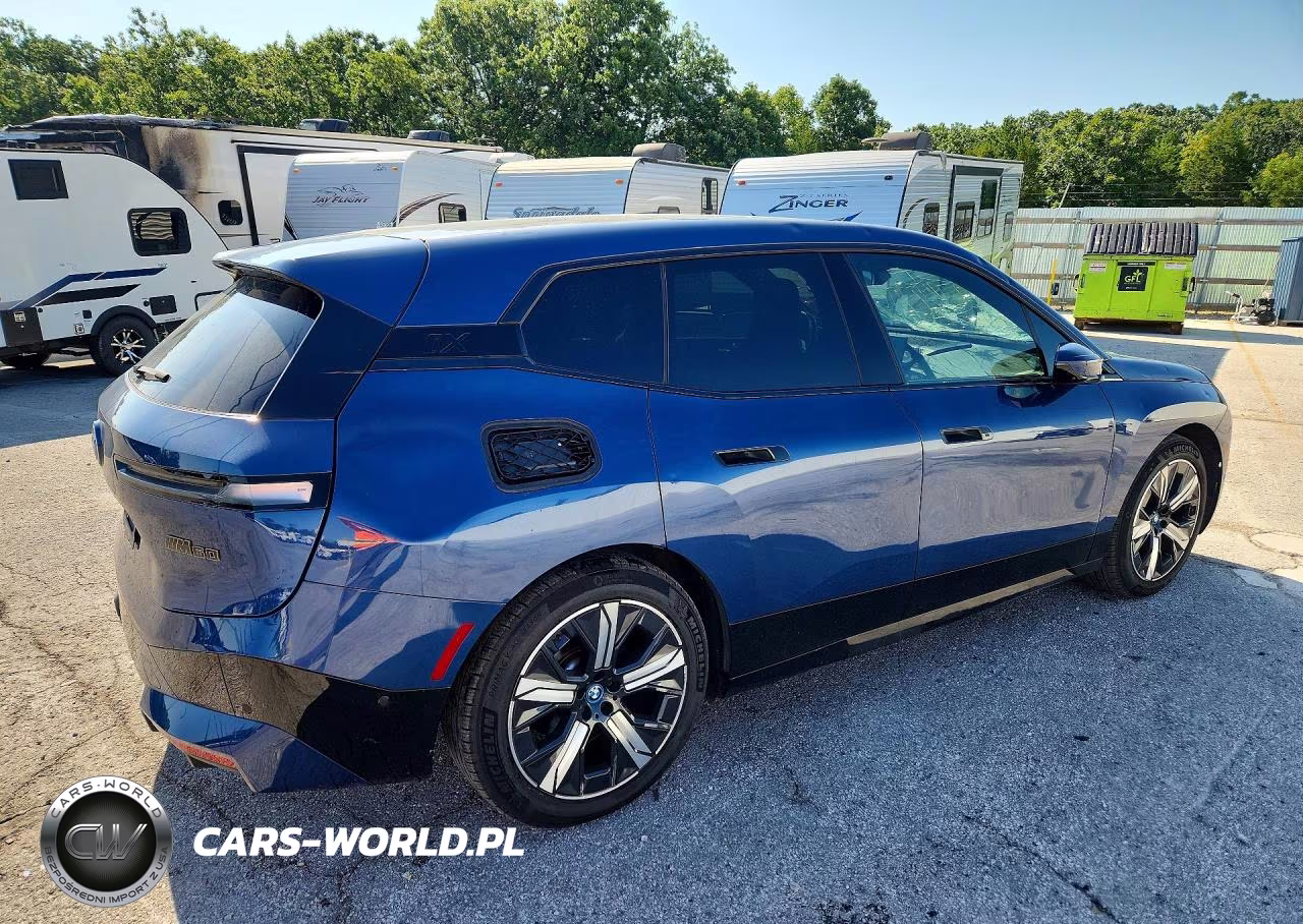 2023 BMW Ix M60 VIN:WB533CF05PCK57916 - 3