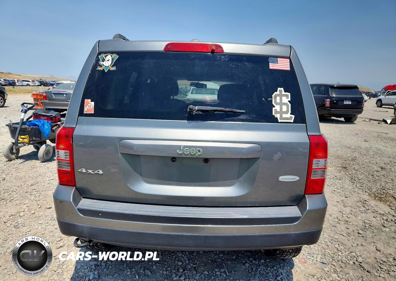 2012 Jeep Patriot Latitude VIN:1C4NJRFBXCD603311 - 6