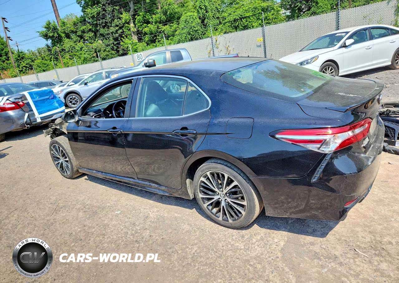 2018 Toyota Camry Se VIN:4T1B11HK6JU628071 - 2