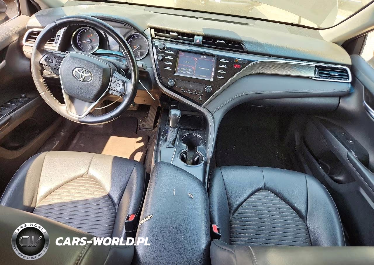 2018 Toyota Camry Se VIN:4T1B11HK6JU628071 - 8