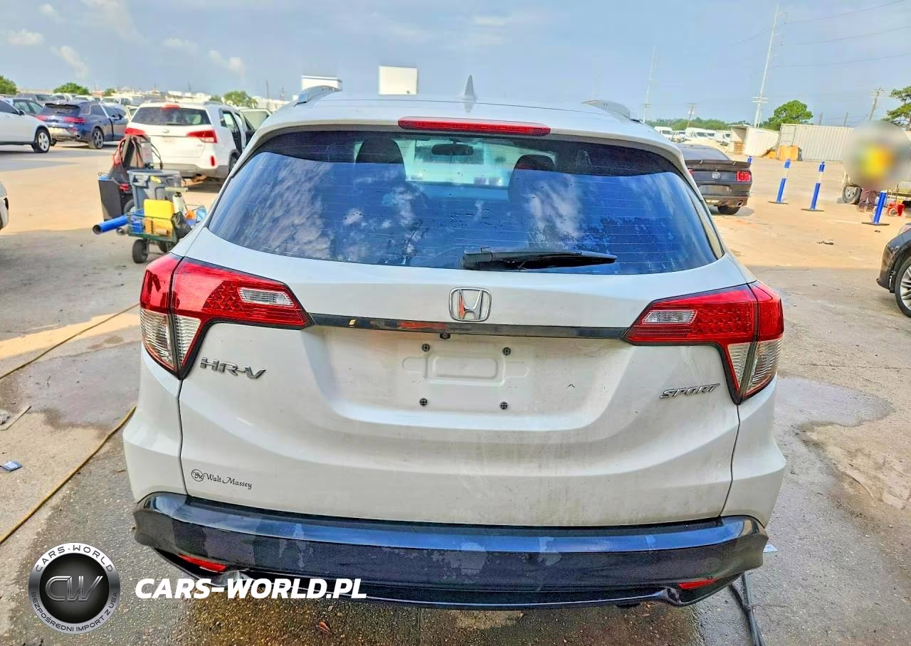 2020 Honda Hr-V Sport VIN:3CZRU5H10LM703048 - 6