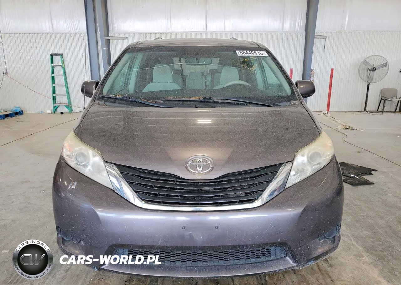 2011 Toyota Sienna Le VIN:5TDKK3DCXBS082053 - 5