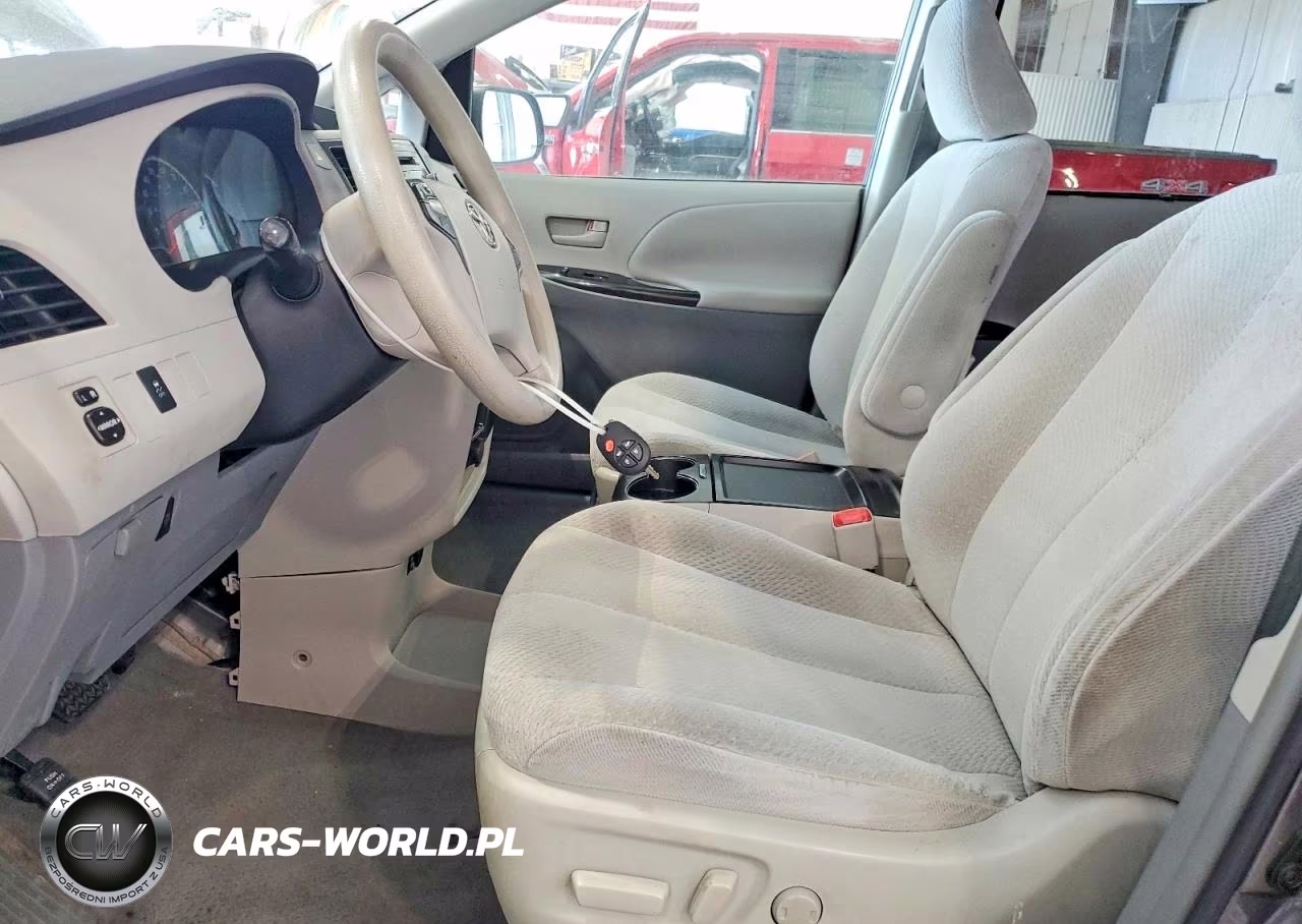 2011 Toyota Sienna Le VIN:5TDKK3DCXBS082053 - 7