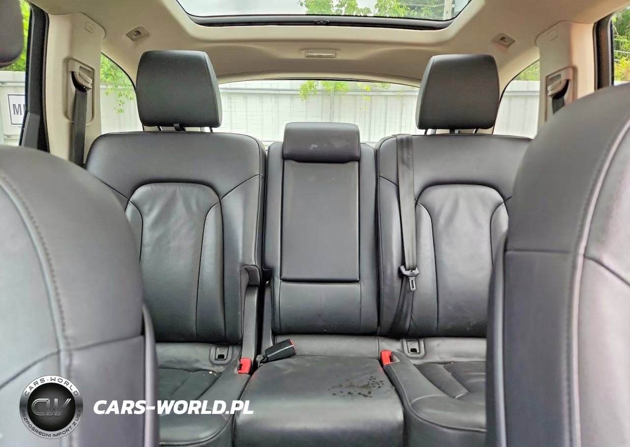 2015 Audi Q7 Premium Plus VIN:WA1LGAFE1FD001221 - 10