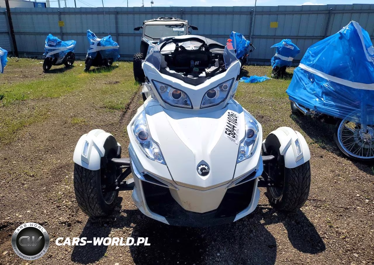 2014 Can-Am Spyder Roadster Rt VIN:2BXNBDD18EV002674 - 2