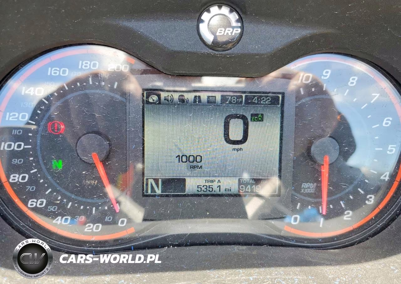 2014 Can-Am Spyder Roadster Rt VIN:2BXNBDD18EV002674 - 7