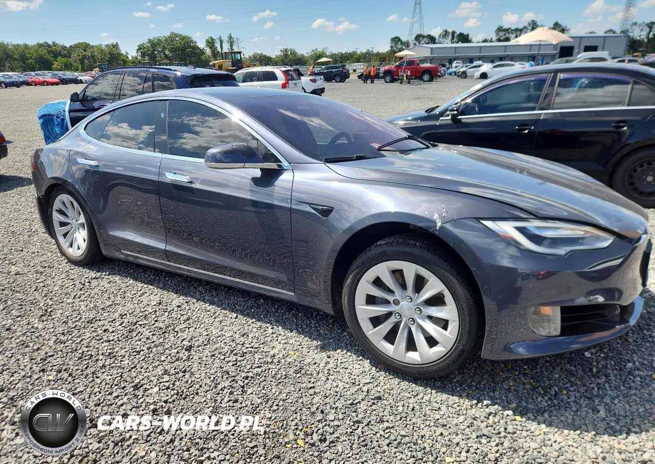 2017 Tesla Model S VIN:5YJSA1E12HF194363 - 4