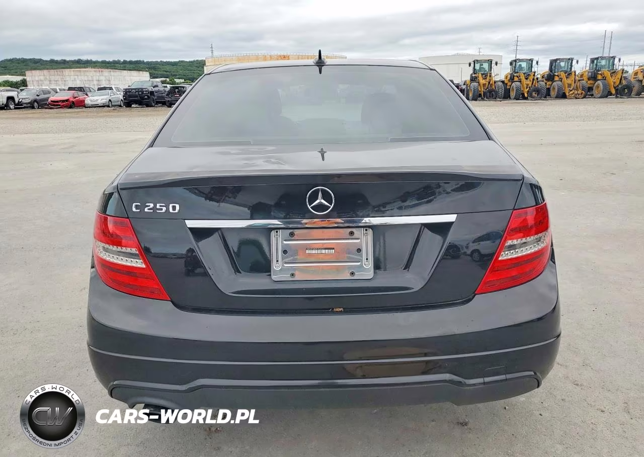 2012 Mercedes-Benz C 250 VIN:WDDGF4HB4CR232391 - 6