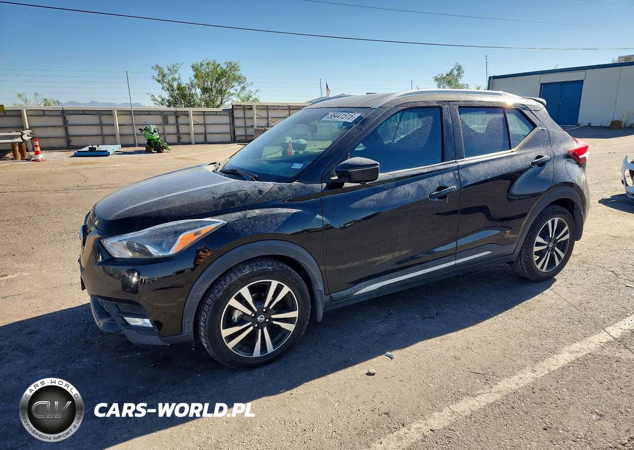 2019 Nissan Kicks Sr