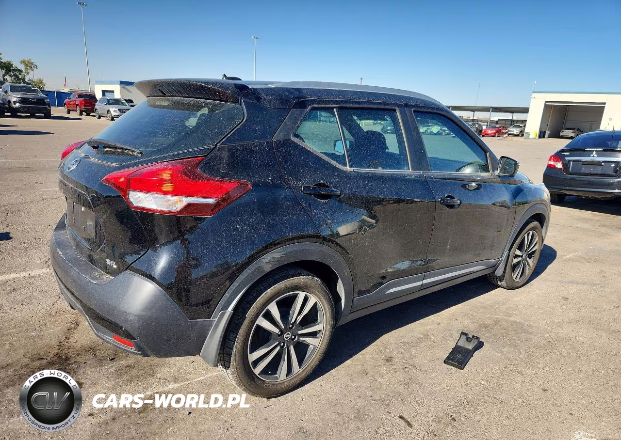 2019 Nissan Kicks Sr VIN:3N1CP5CU8KL523358 - 3