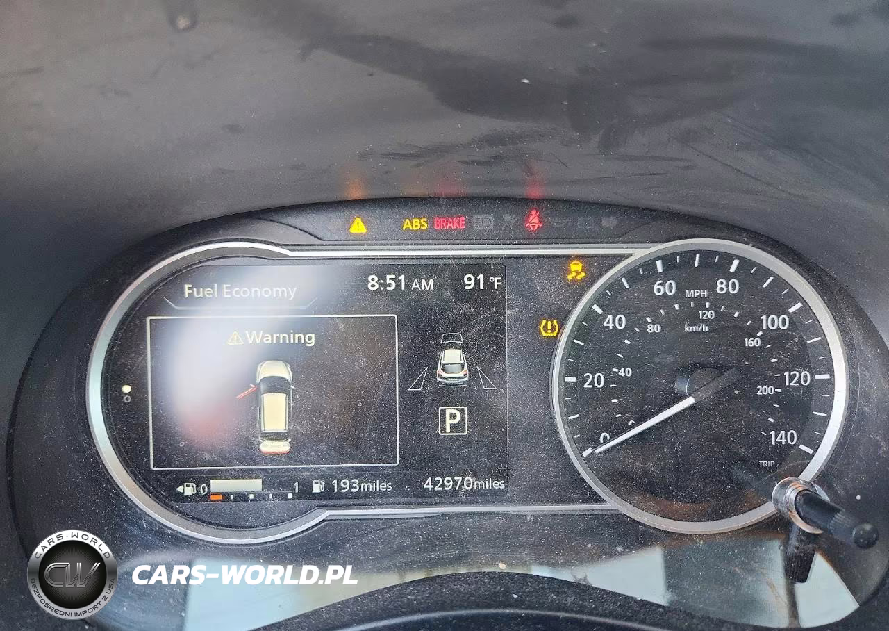 2019 Nissan Kicks Sr VIN:3N1CP5CU8KL523358 - 9