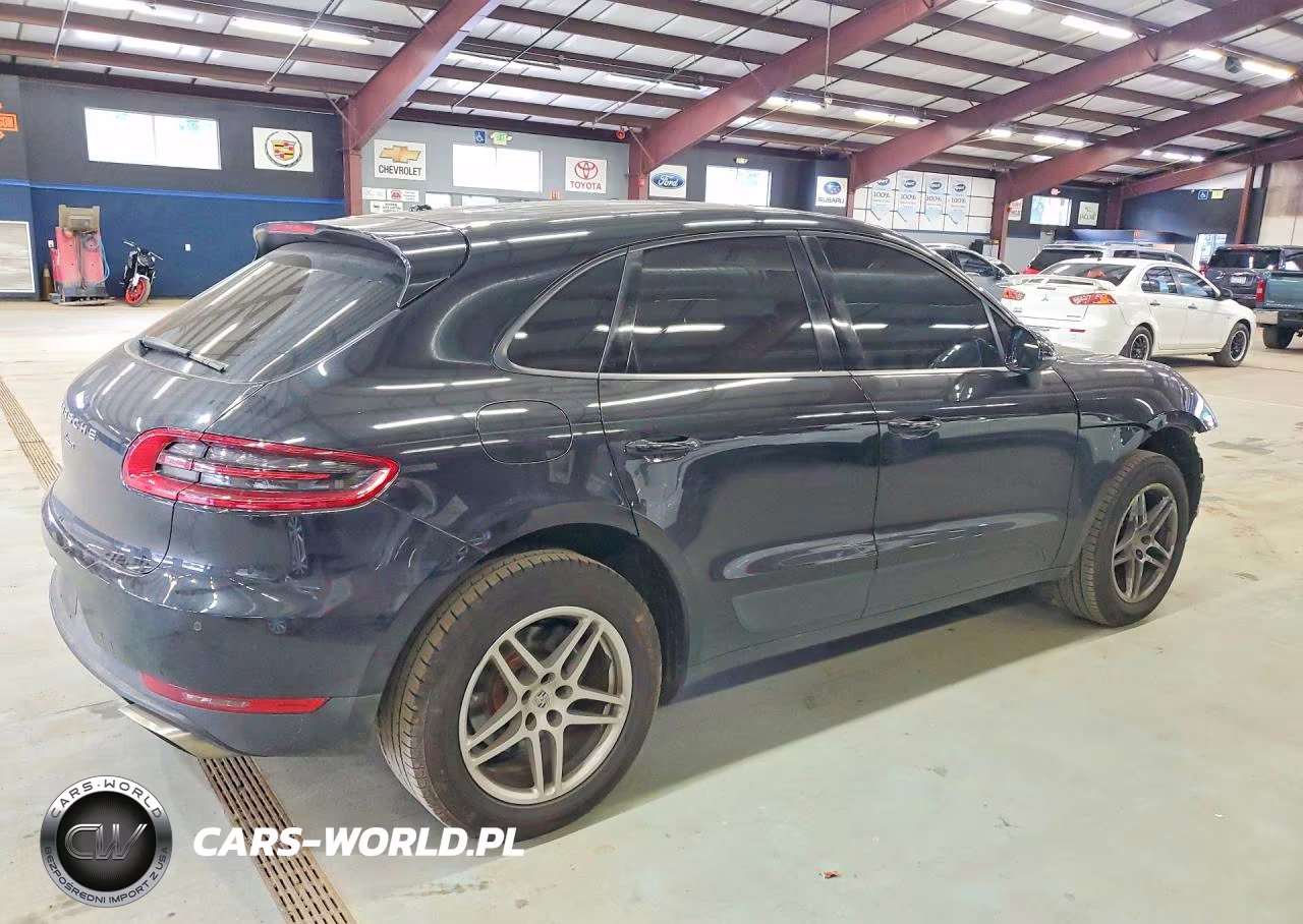 2018 Porsche Macan VIN:WP1AA2A58JLB10249 - 3