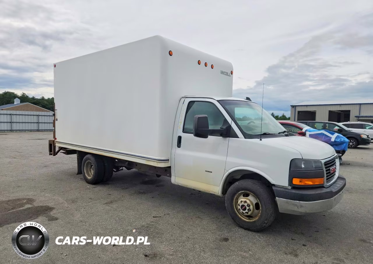 2019 GMC Savana Cut VIN:7GZ67UCG5KN005791 - 4
