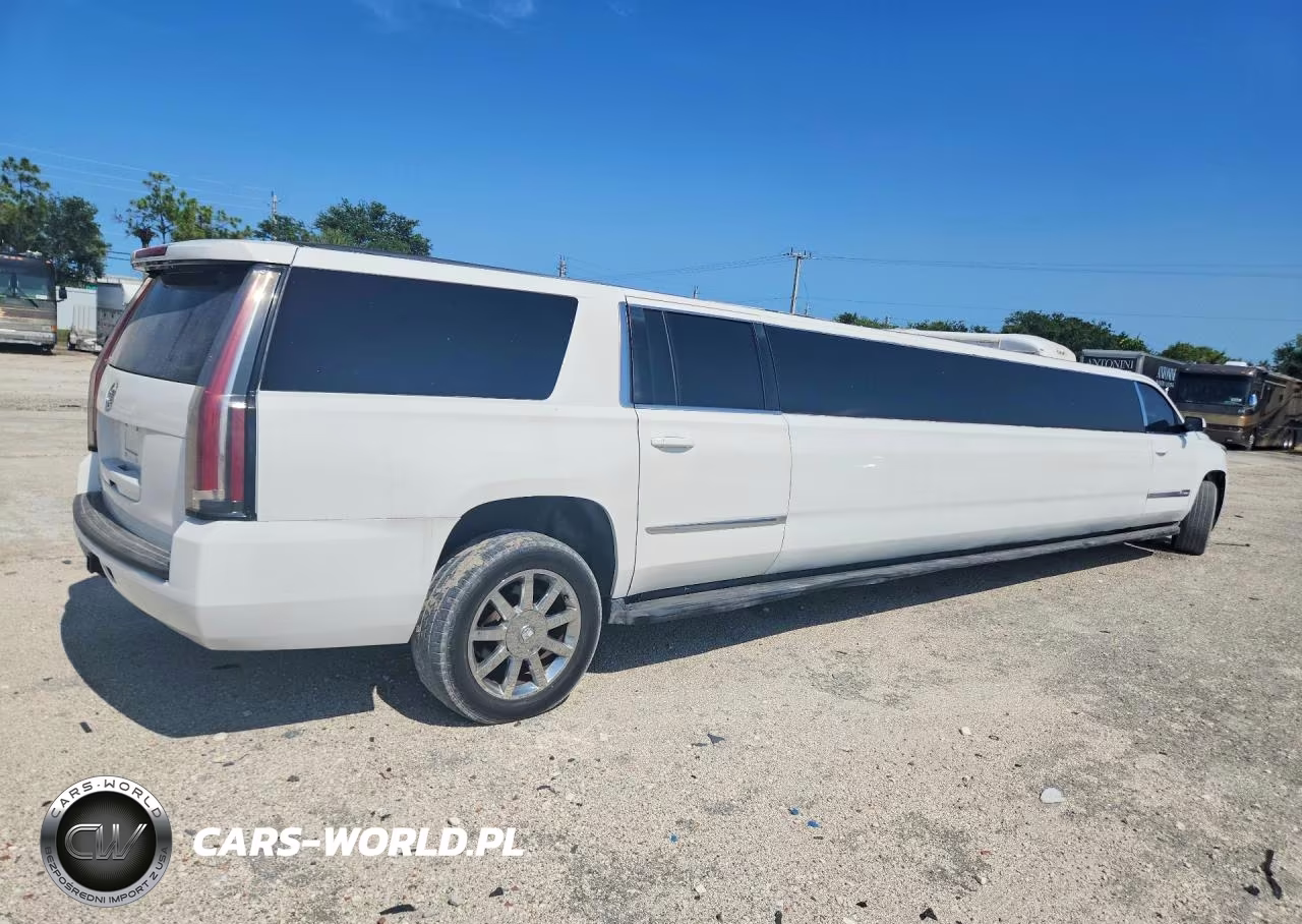 2015 Chevrolet Suburban C1500 Lt VIN:1GNSCJKC0FR139800 - 3