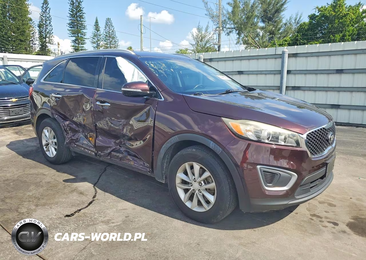 2016 Kia Sorento Lx VIN:5XYPGDA32GG065818 - 4