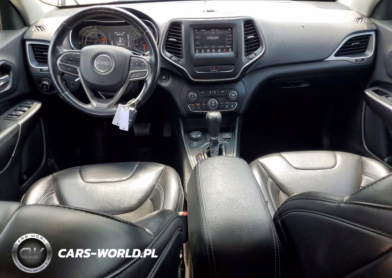 2019 Jeep Cherokee Latitude Plus VIN:1C4PJMLB3KD192753 - 8
