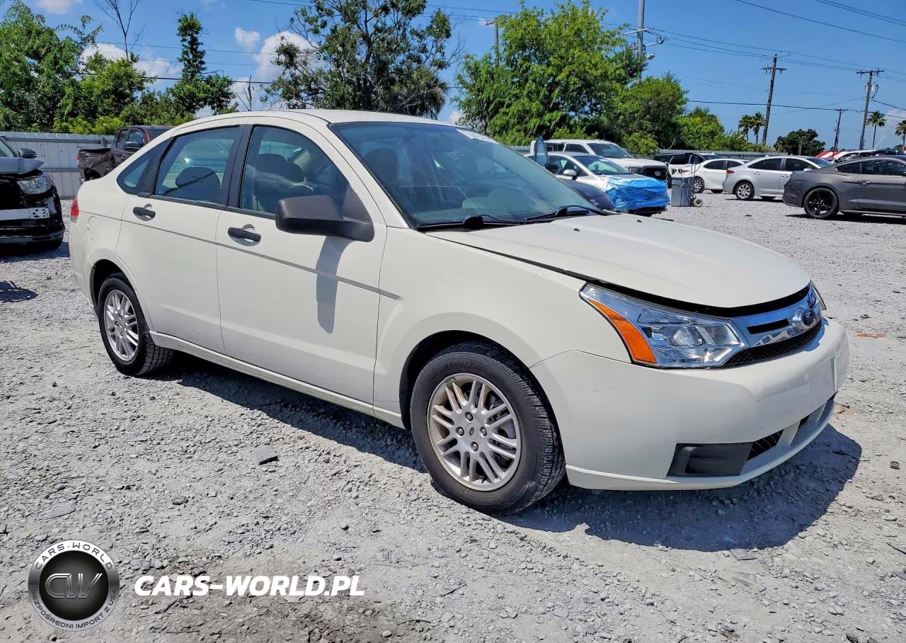 2011 Ford Focus Se VIN:1FAHP3FN0BW187426 - 4