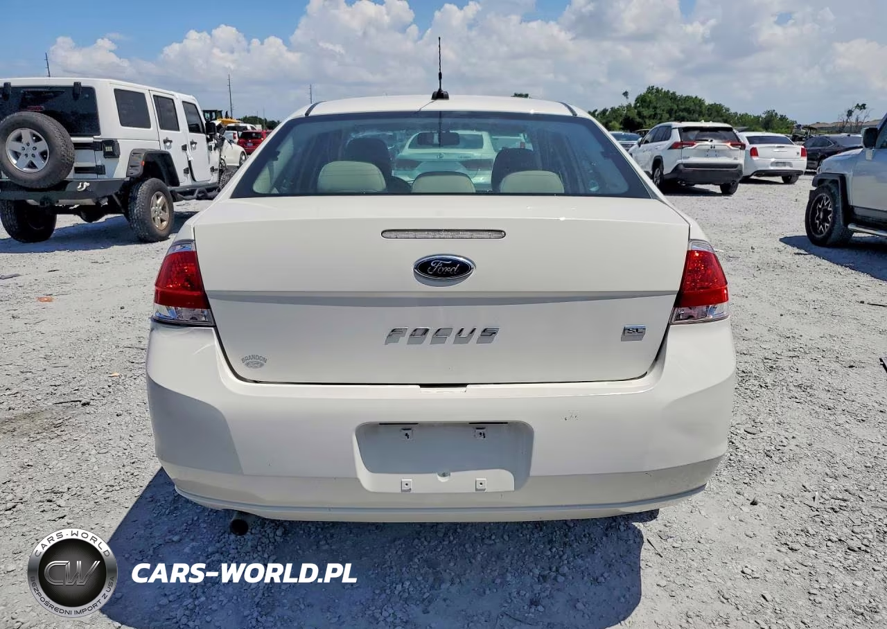 2011 Ford Focus Se VIN:1FAHP3FN0BW187426 - 6
