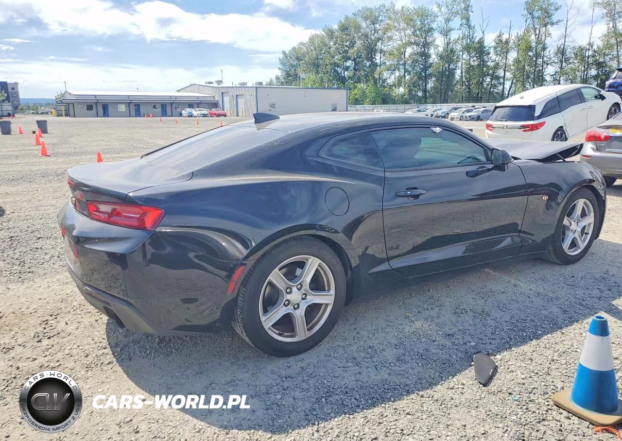 2017 Chevrolet Camaro Lt VIN:1G1FB1RX3H0135455 - 3