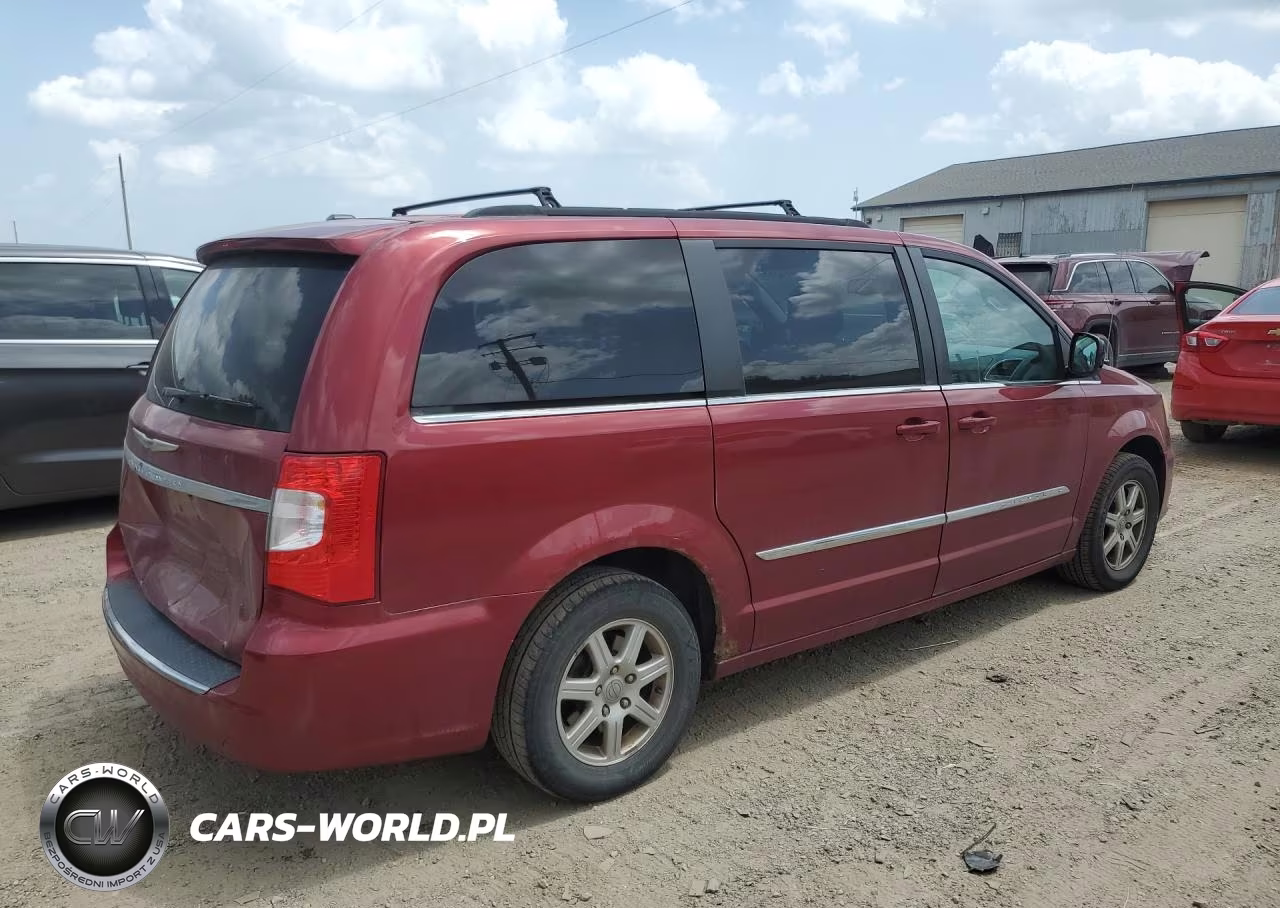 2011 Chrysler Town & Country Touring VIN:2A4RR5DG6BR637009 - 3