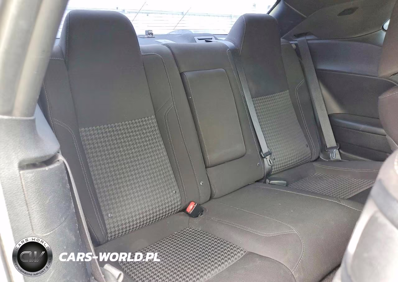 2015 Dodge Challenger Sxt VIN:2C3CDZAG1FH764854 - 10