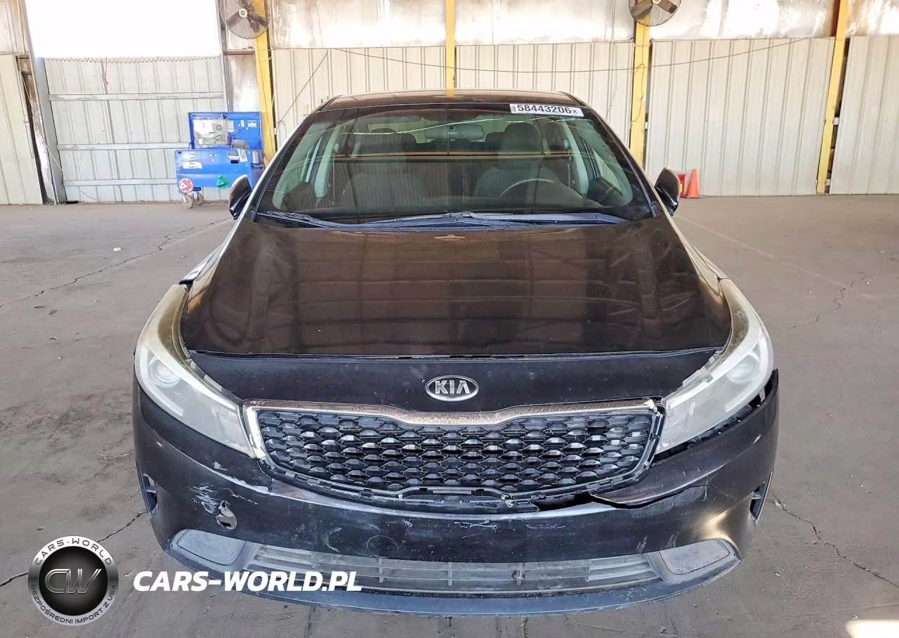 2017 Kia Forte Lx VIN:3KPFK4A70HE084668 - 5