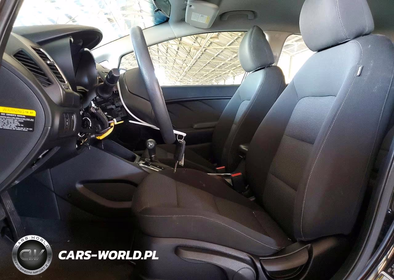 2017 Kia Forte Lx VIN:3KPFK4A70HE084668 - 7