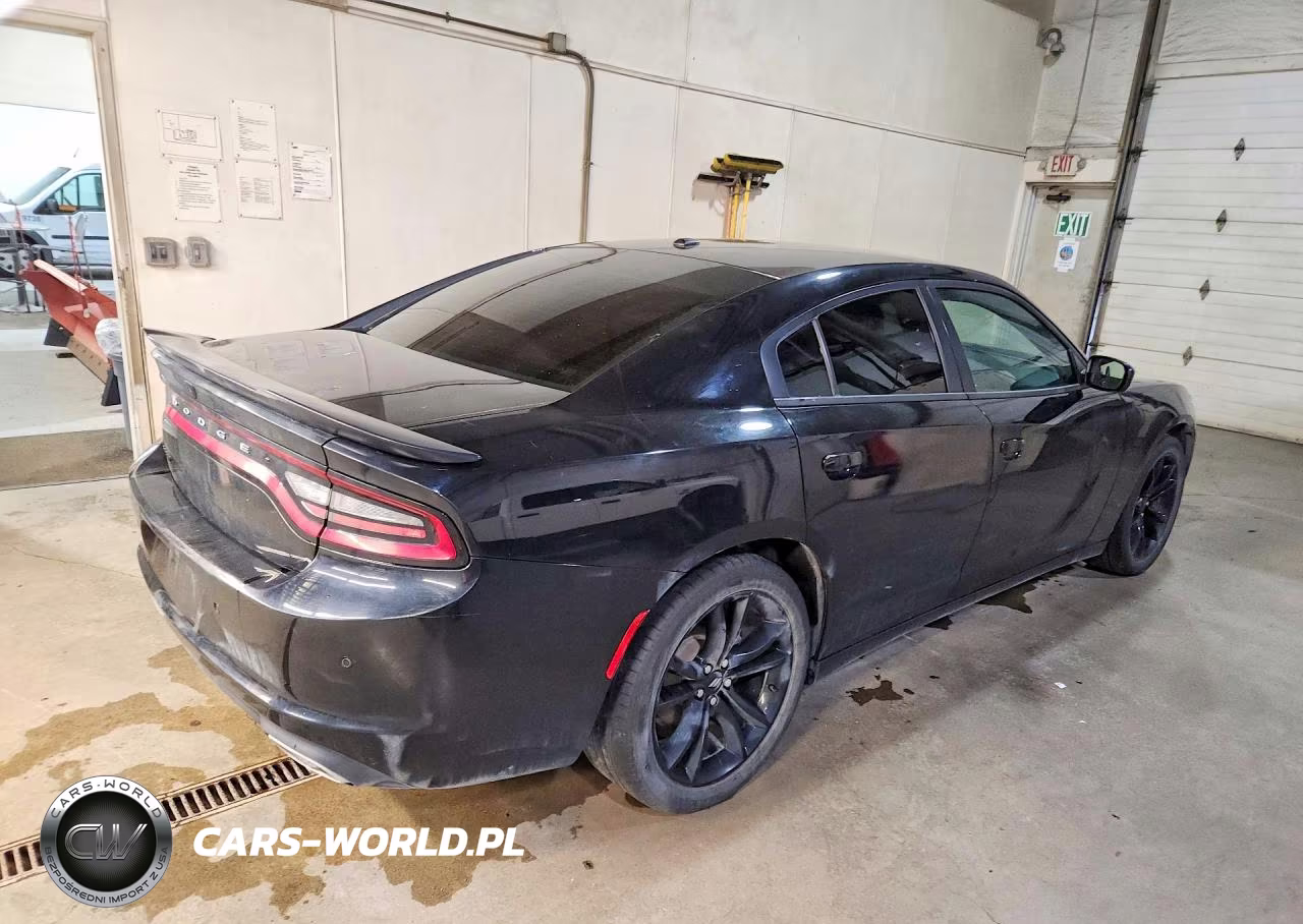 2018 Dodge Charger Sxt VIN:2C3CDXBG5JH228453 - 3