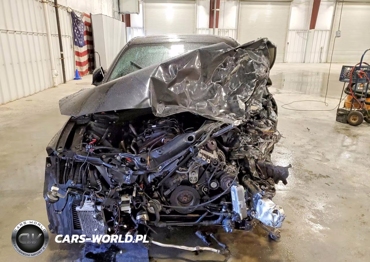 2013 BMW 335 Xi VIN:WBA3B9G59DNP39404 - 5