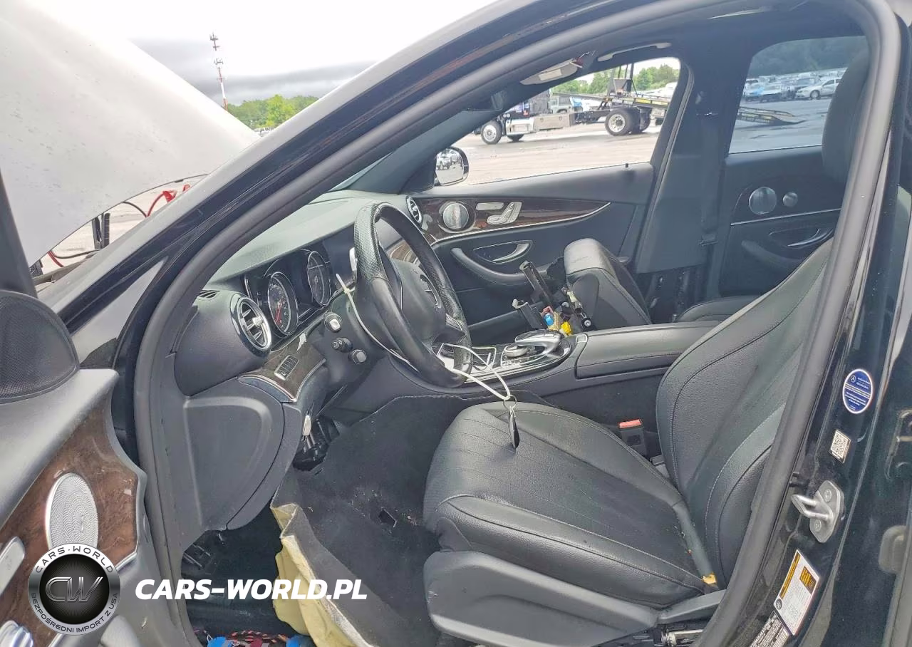 2017 Mercedes-Benz E 300 4Matic VIN:WDDZF4KBXHA068488 - 7
