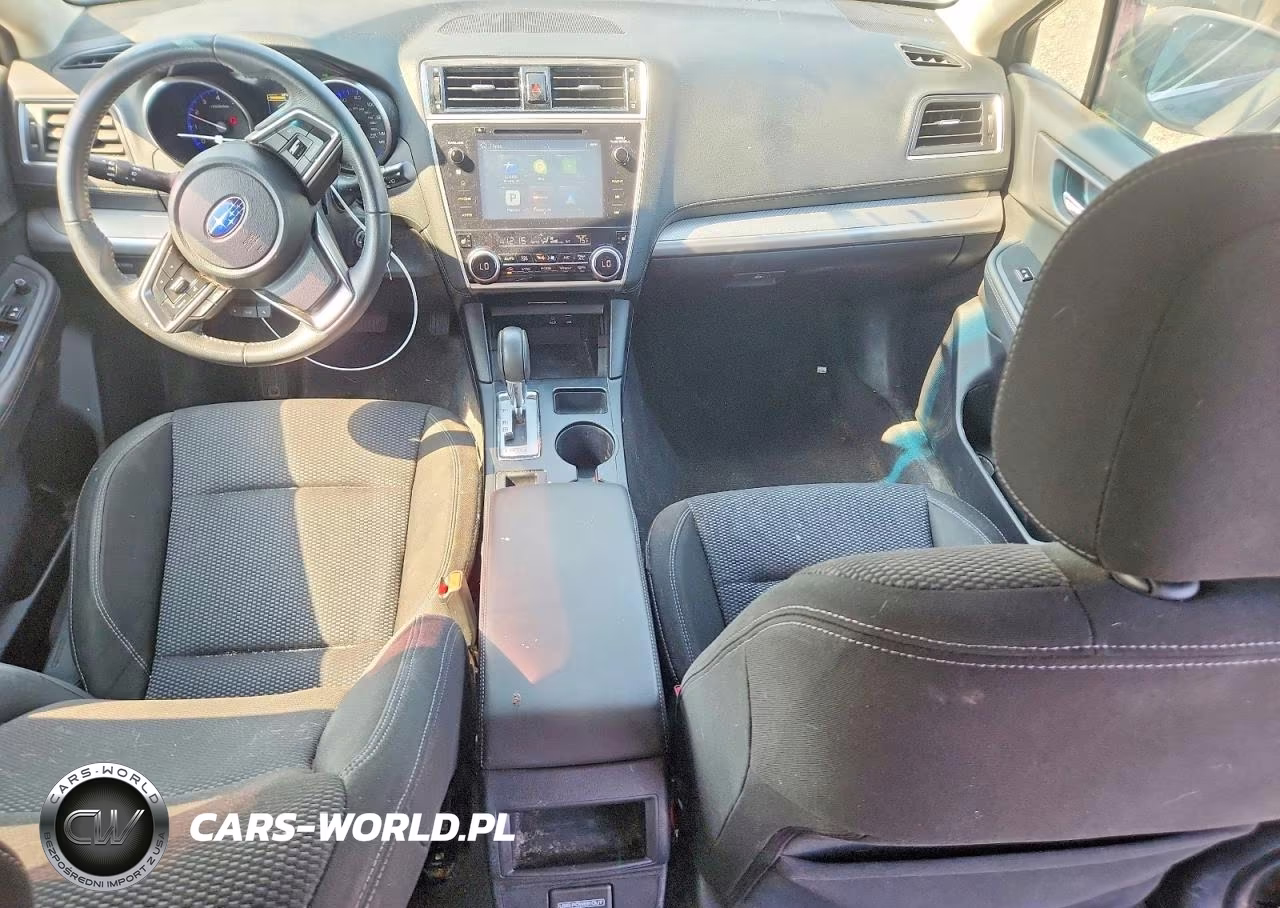 2018 Subaru Outback 2.5I Premium VIN:4S4BSACC2J3286377 - 8