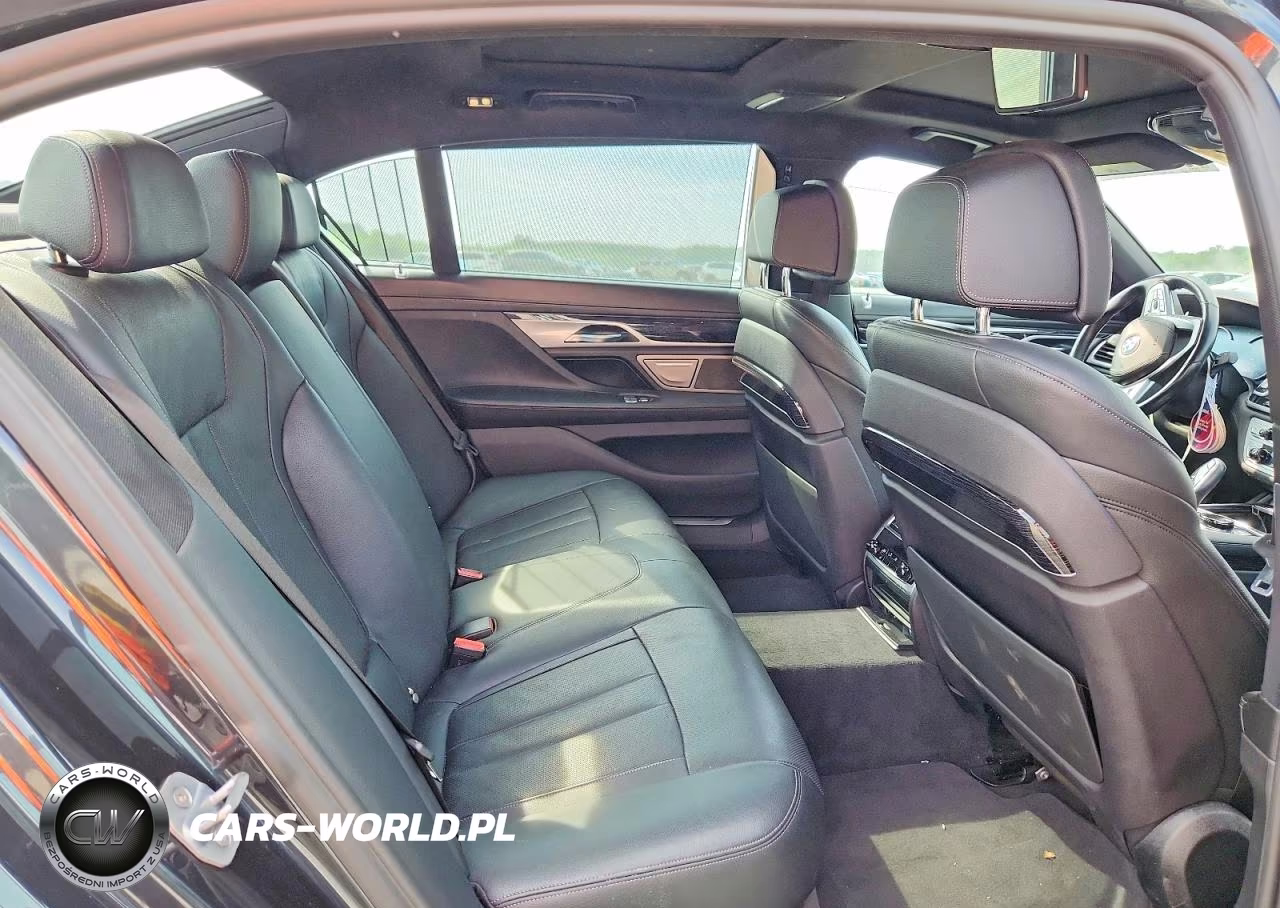 2019 BMW 740 Xi VIN:WBA7E4C55KGV70565 - 10