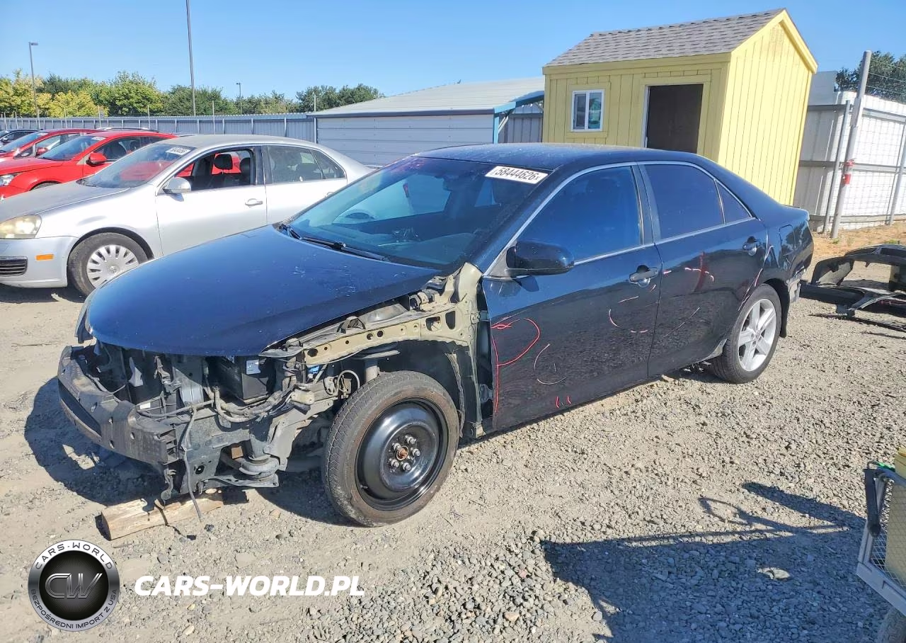 2013 Toyota Camry Se – zdjęcie 1 z 13