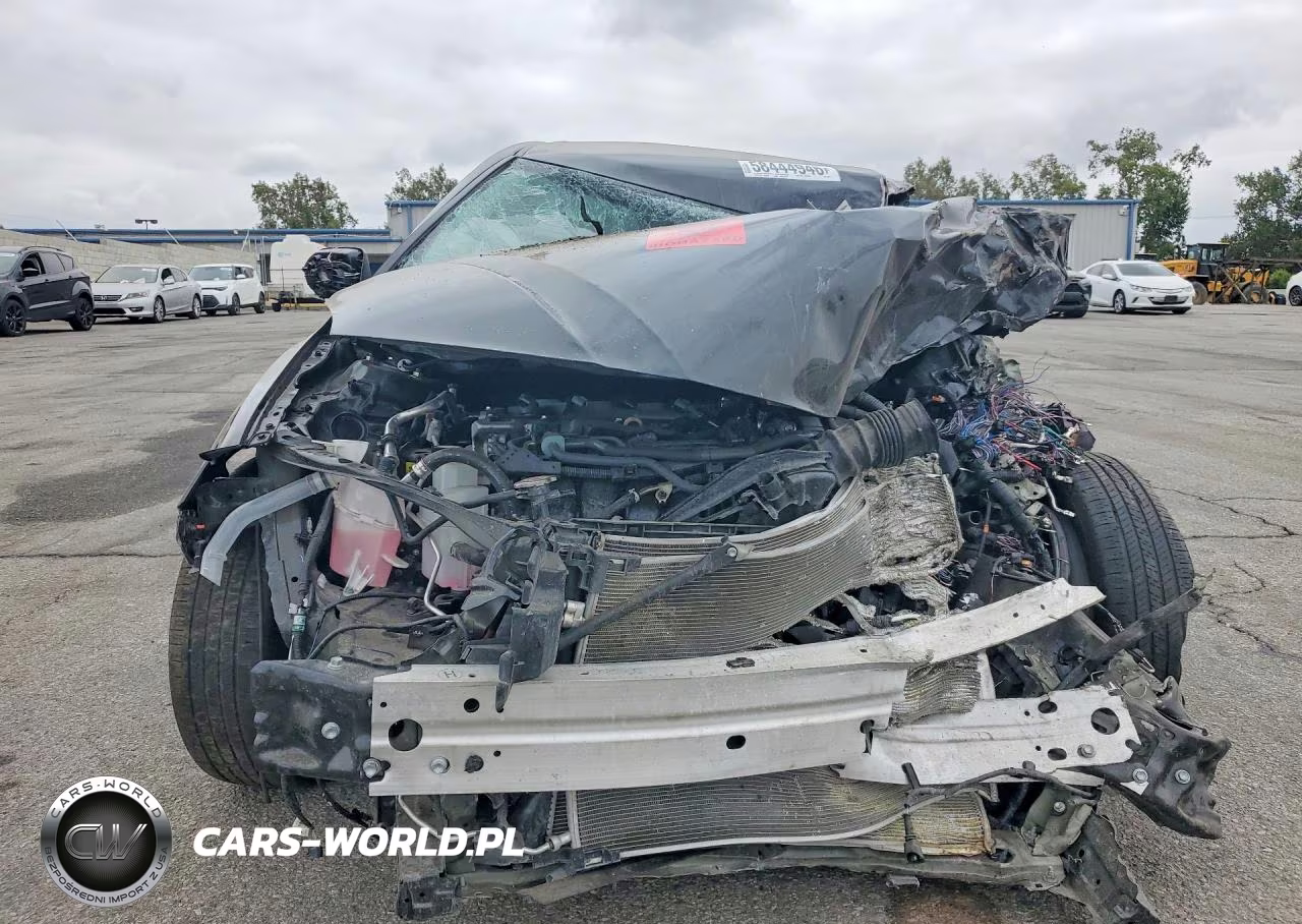 2025 Toyota Camry Le VIN:4T1DAACKXSU205141 - 5