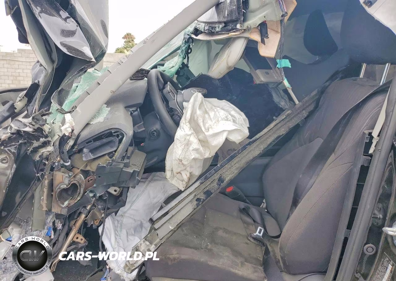 2025 Toyota Camry Le VIN:4T1DAACKXSU205141 - 7