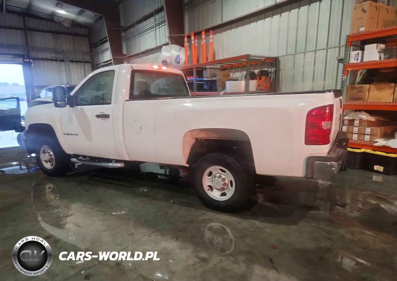 2007 Chevrolet Silverado C2500 Heavy Duty VIN:1GCHC24K97E511947 - 2