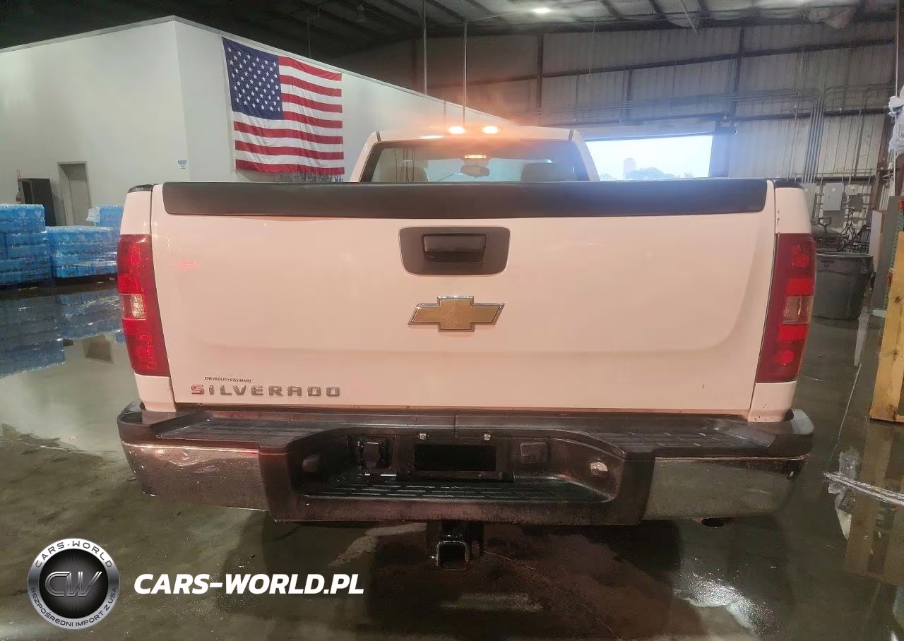 2007 Chevrolet Silverado C2500 Heavy Duty VIN:1GCHC24K97E511947 - 6