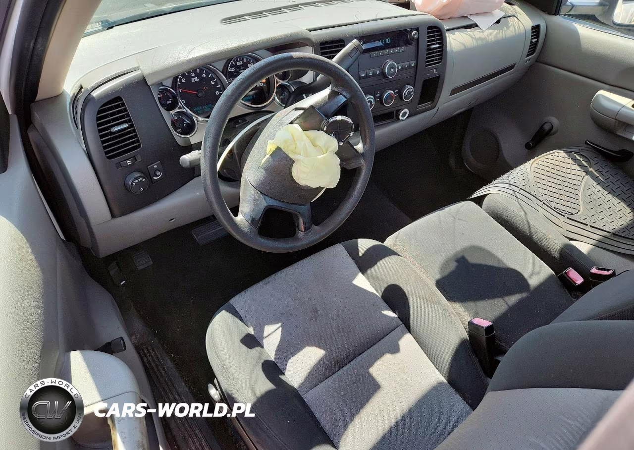 2007 Chevrolet Silverado C2500 Heavy Duty VIN:1GCHC24K97E511947 - 8
