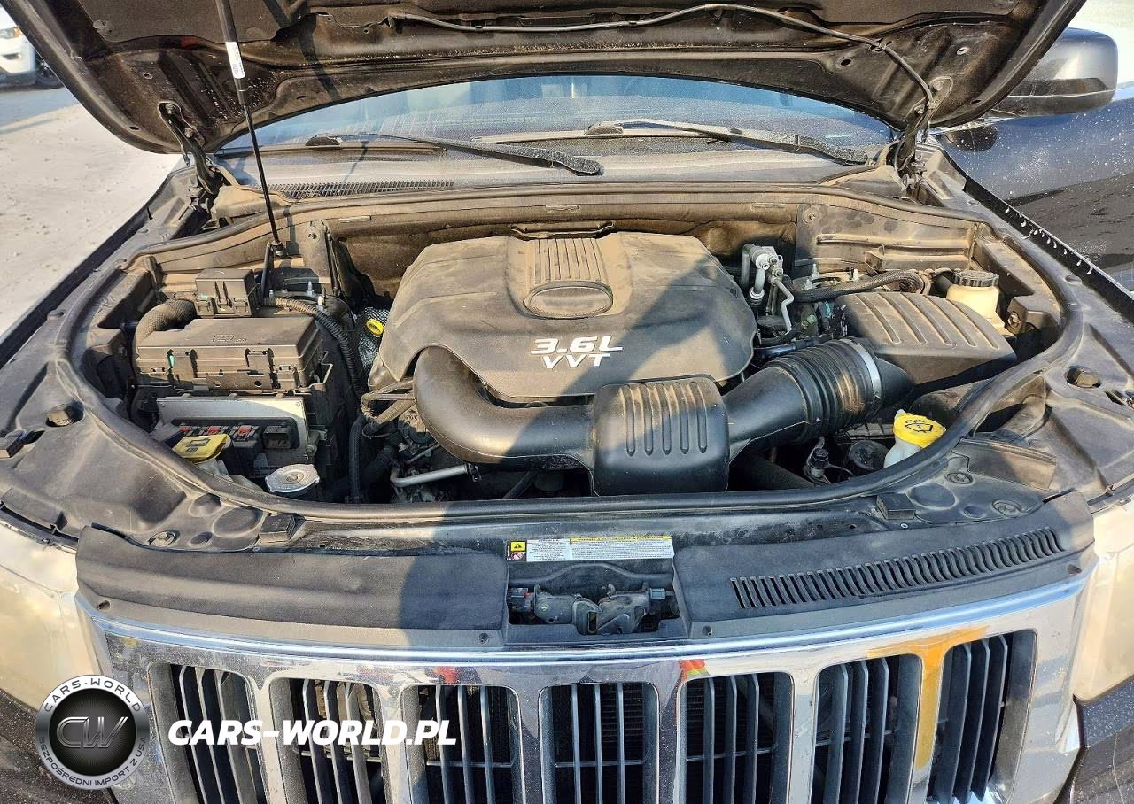 2012 Jeep Grand Cherokee Laredo VIN:1C4RJFAG9CC299008 - 12