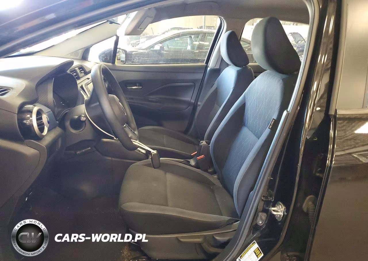 2025 Nissan Versa Sv VIN:3N1CN8EVXSL813761 - 7