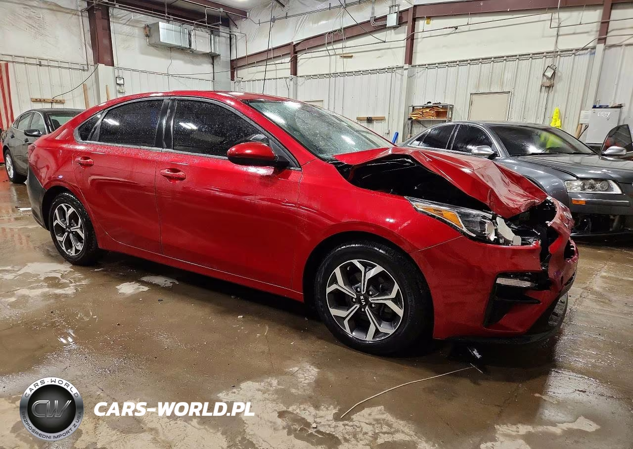 2019 Kia Forte Lxs VIN:3KPF24AD5KE074540 - 4
