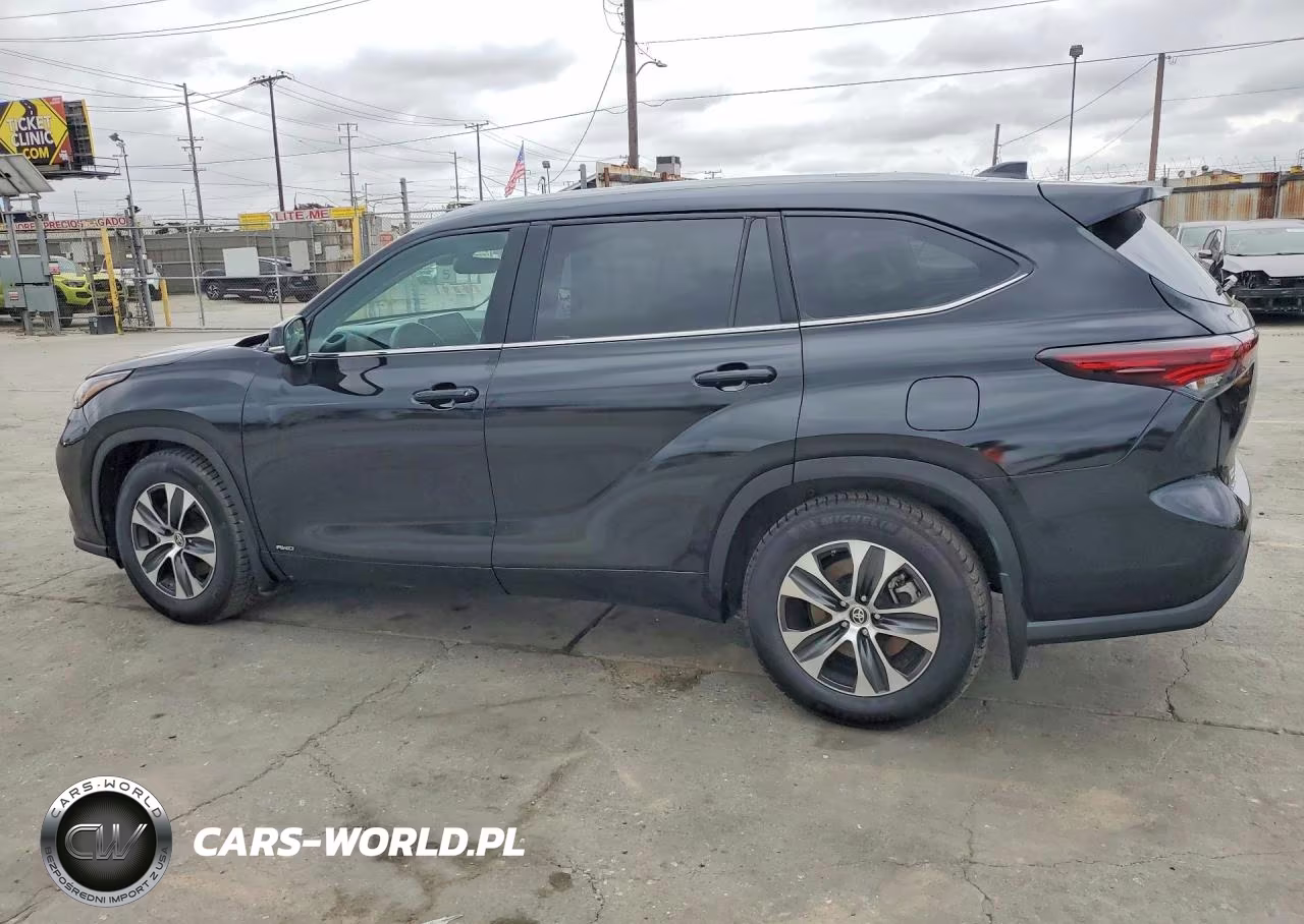 2025 Toyota Highlander Hybrid Xle VIN:5TDKBRCH4SS668103 - 2