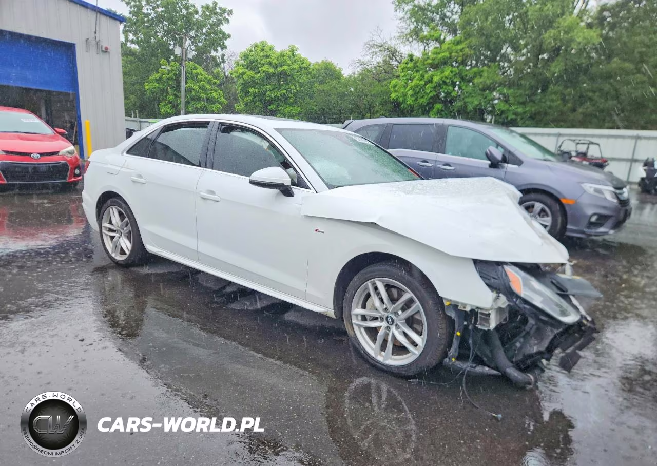 2020 Audi A4 Premium Plus VIN:WAUENAF40LN010684 - 4