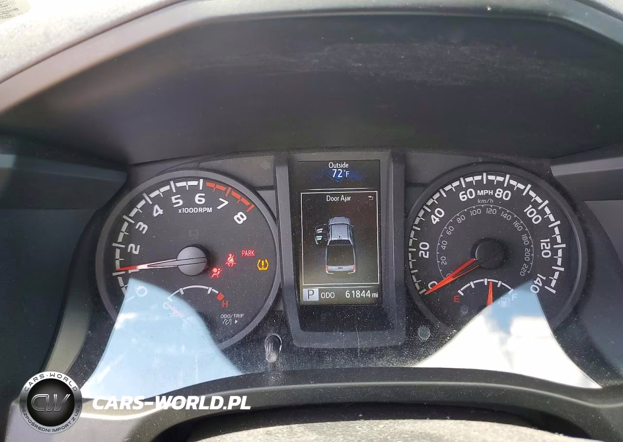 2022 Toyota Tacoma Sr V6 VIN:3TMCZ5AN2NM463367 - 9